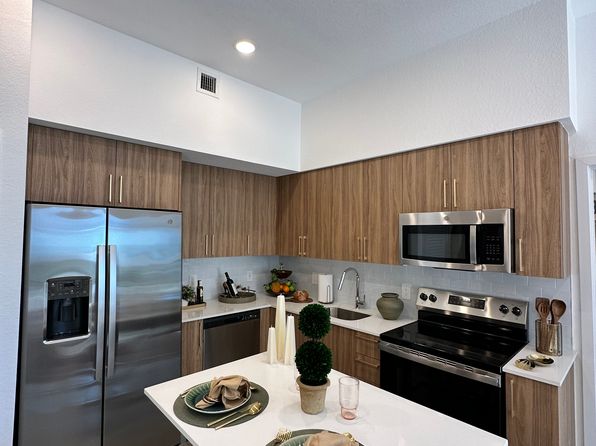 1911 Washington St #B1