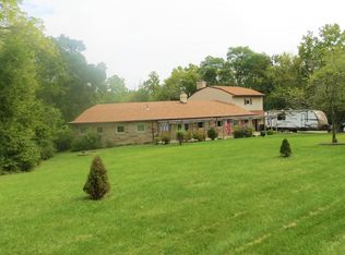 88 Wood Rd, New Holland, OH 43145