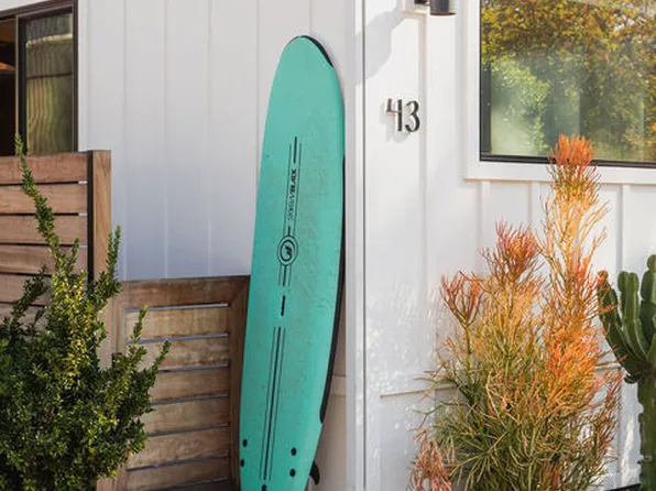 43 Paradise Cove Rd, Malibu, CA 90265