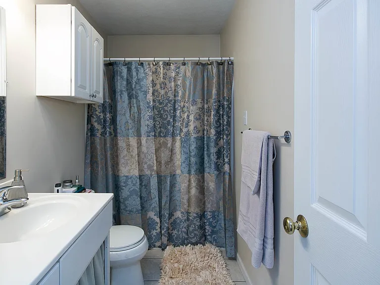 430 Vattier St — Photo 8