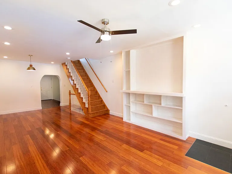 138 Mercy St — Photo 21