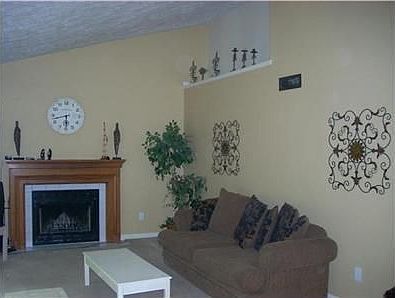 4th image of 6044 Tybalt Dr