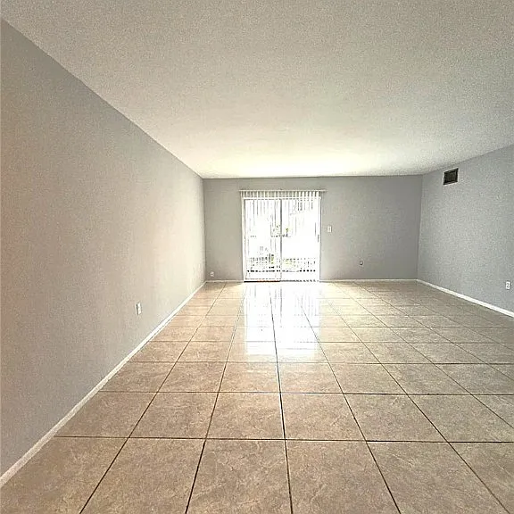 1830 Maravilla Ave #804 — Photo 6
