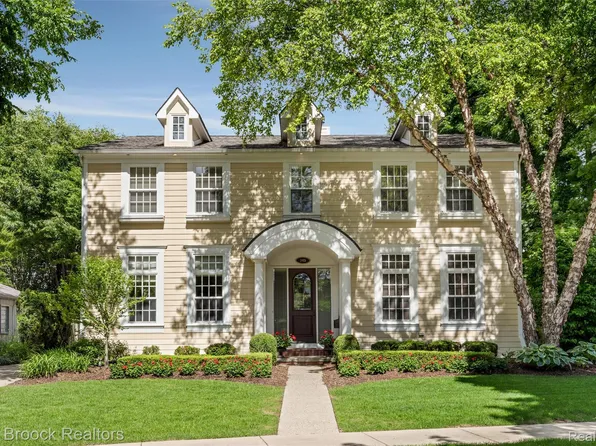 345 Golf View Blvd, Birmingham, MI 48009