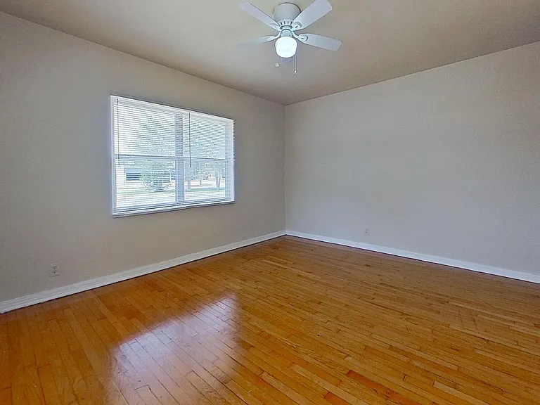 2589 Atlantic Blvd #4 — Photo 6