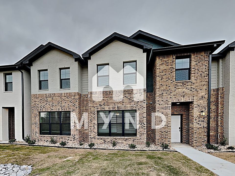 1st image of 506 Willow Xing E