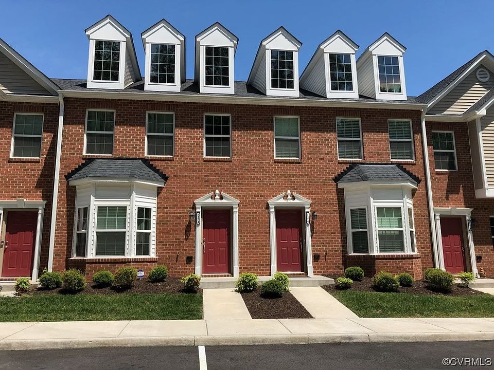 1st image of 7374 Pebble Lake Dr