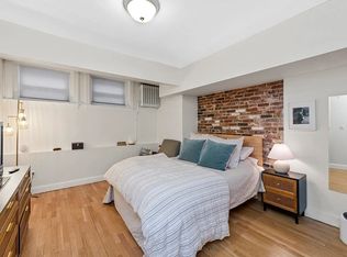 21 Chauncy St APT 3B, Cambridge, MA 02138