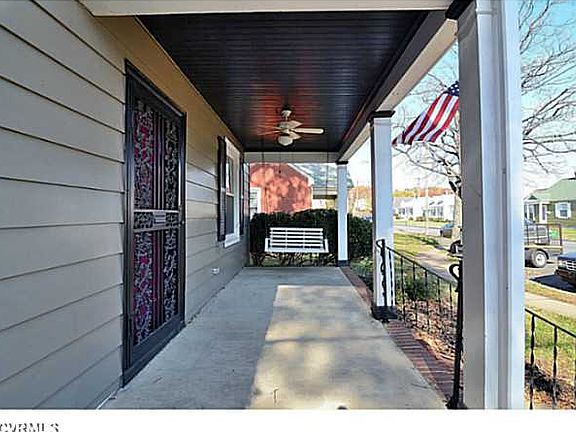 4th image of 2400 Langston Ave