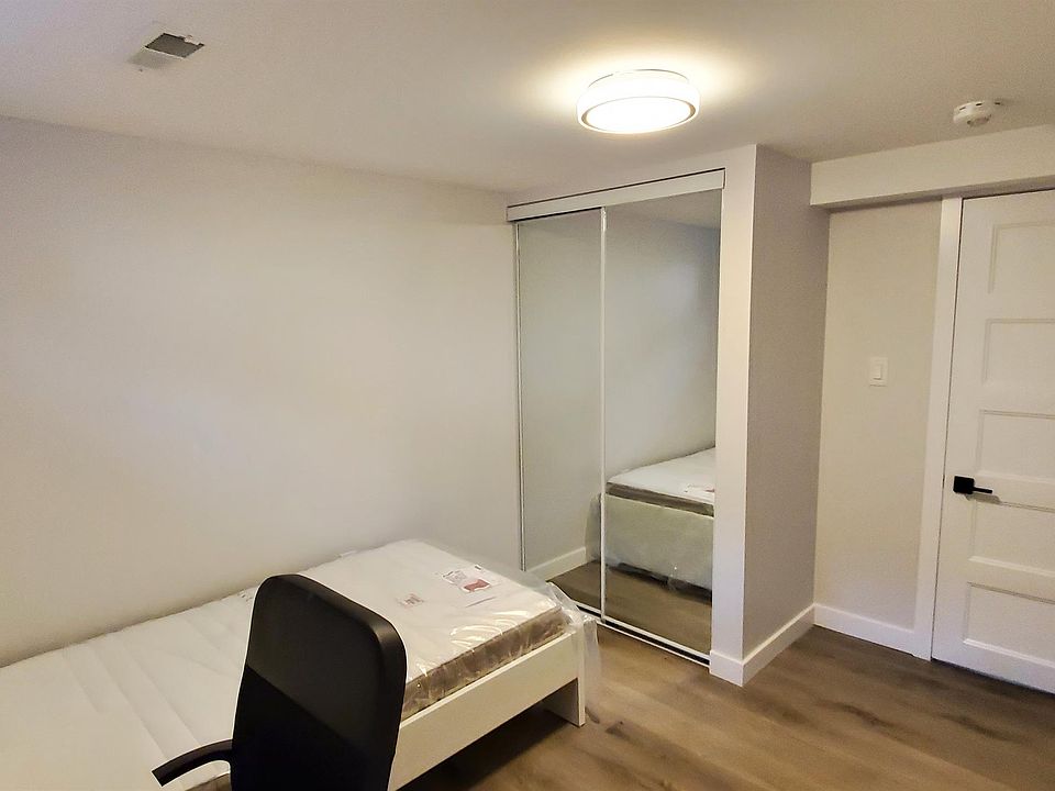 1st image of 2300 Elmira Dr #1