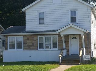 1514 Carpenter Ave, Des Moines, IA 50314