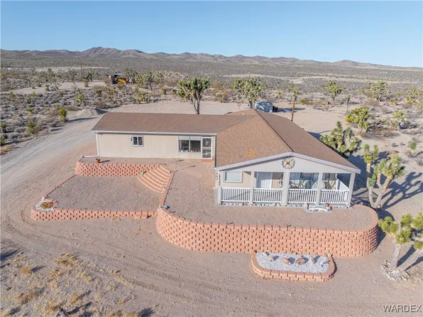 27305 N Rainbow Rd, Meadview, AZ 86444