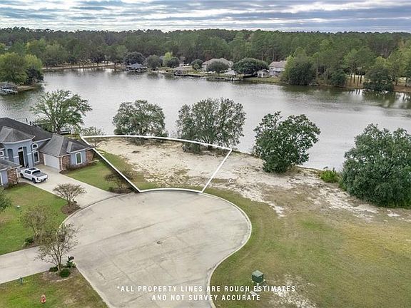 2nd image of 701 Northlake Dr