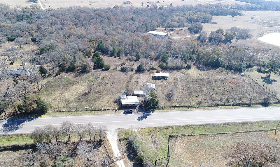 1st image of 1427 E Us Highway 79
