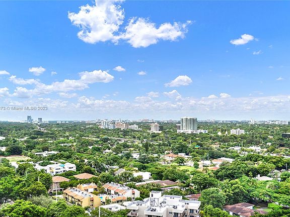 5th image of 1901 Brickell Ave APT B2208