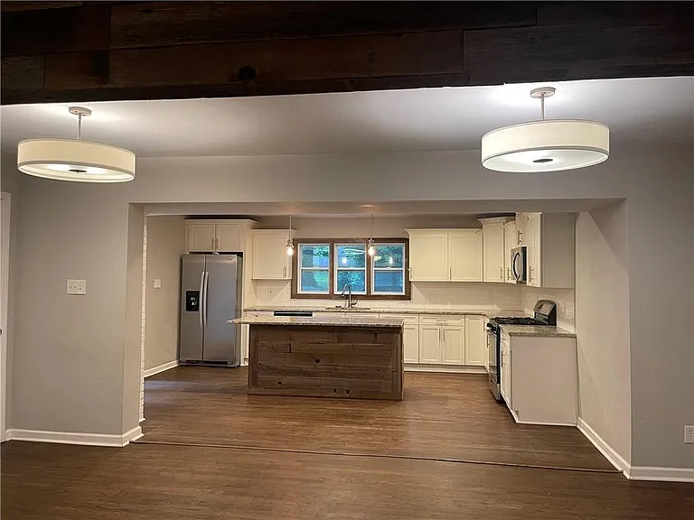 660 Monticello Dr SW — Photo 21