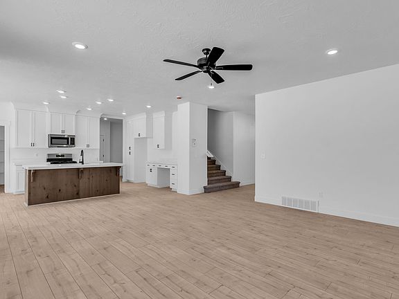 4th image of 2826 N Chokecherry Dr Lot 7044