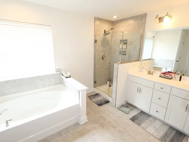 15507 Morocco Ln — Photo 41