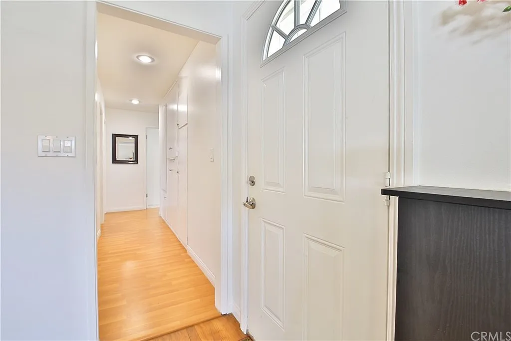 1353 Douglass Dr photo 1