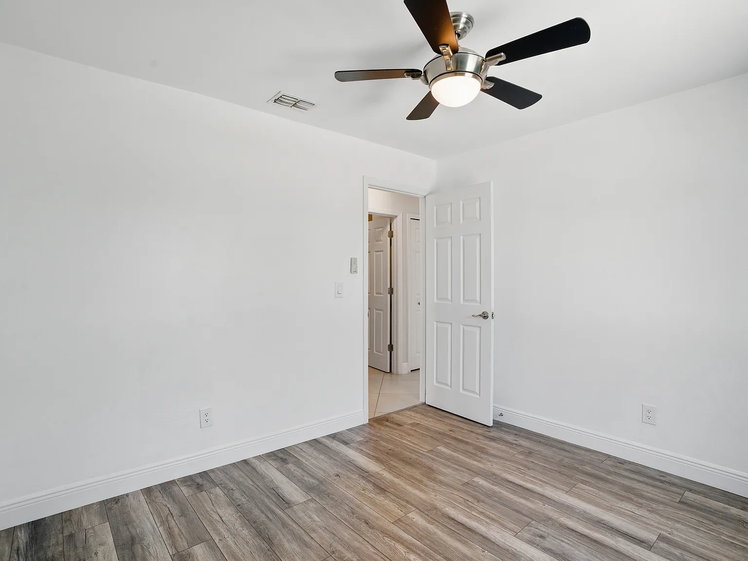 1311 Southwest 44th Street - 1 — Photo 3