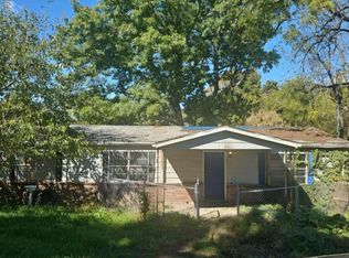 24 Chive Ln, Falling Waters, WV 25419