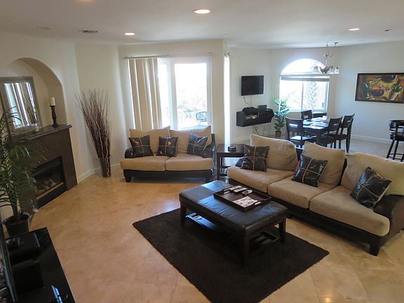 Living room Main Level