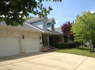 1819 Campus Dr, Fairborn, OH 45324