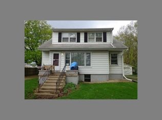 1712 W Clark St, Champaign, IL 61821