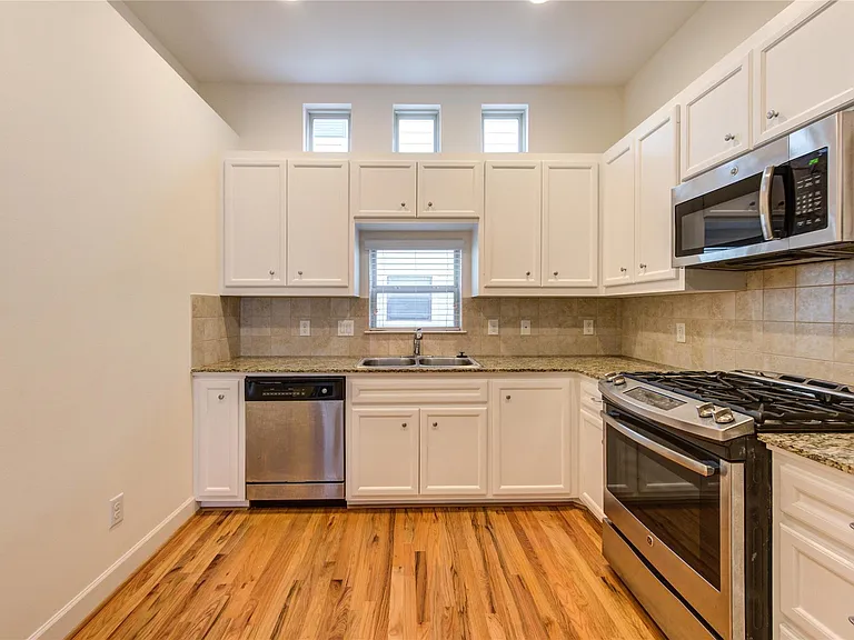 2710 Hullsmith Dr #402 — Photo 13