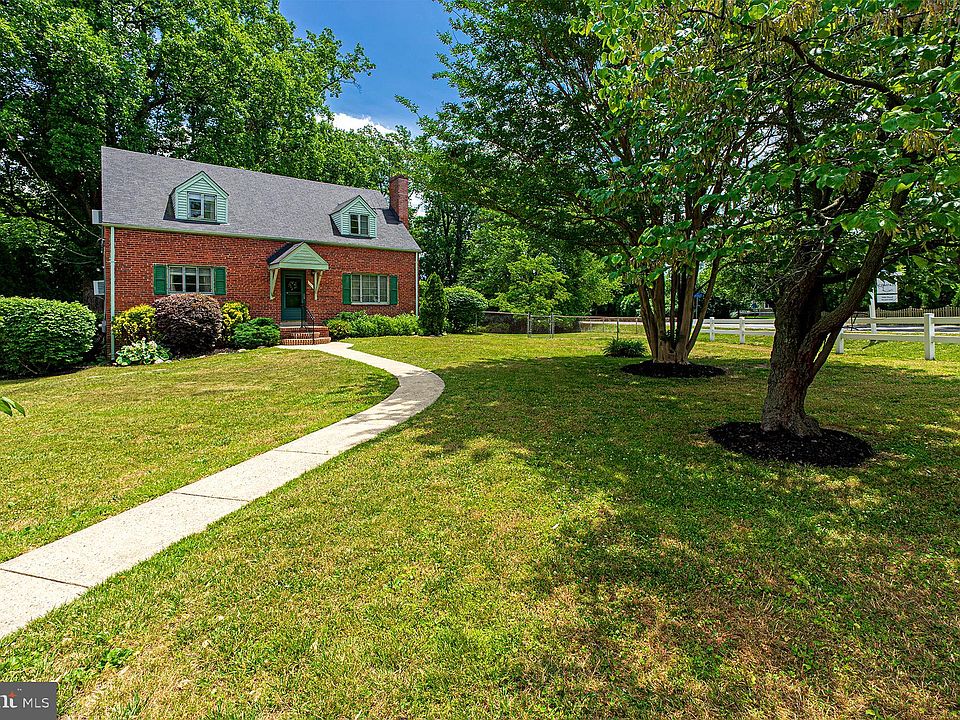 1st image of 6709 Hallwood Ave