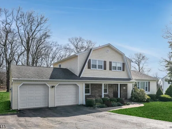 10 Ash Ln, Randolph Twp., NJ 07869