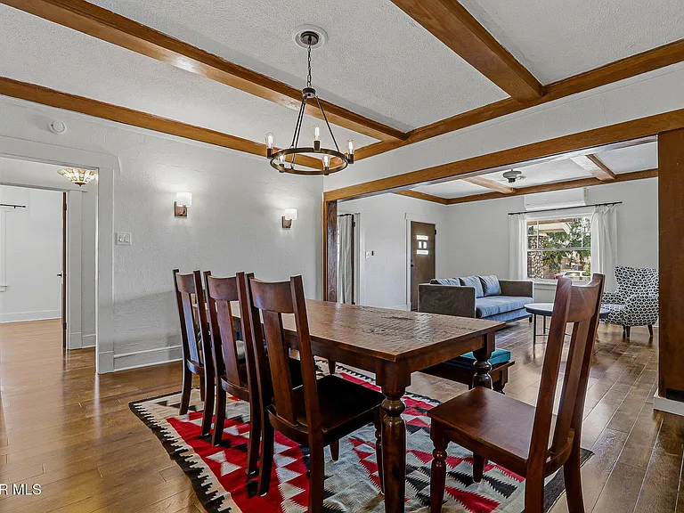 2911 Grant Ave — Photo 8