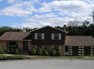 5522 Galloway Cir, Roanoke, VA 24018