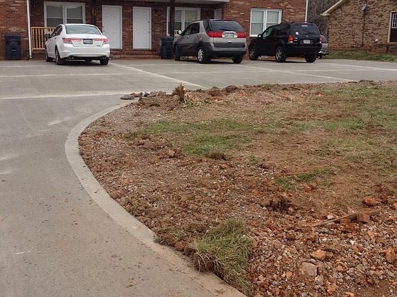 4th image of 150 Darlene Dr