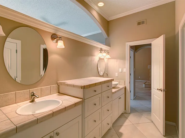 6411 Five Acre Wood St — Photo 12