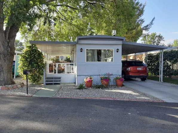 2371 Edinburgh Ave, Bishop, CA 93514