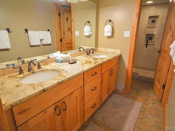 5th image of 700 Snowberry Ln APT 210