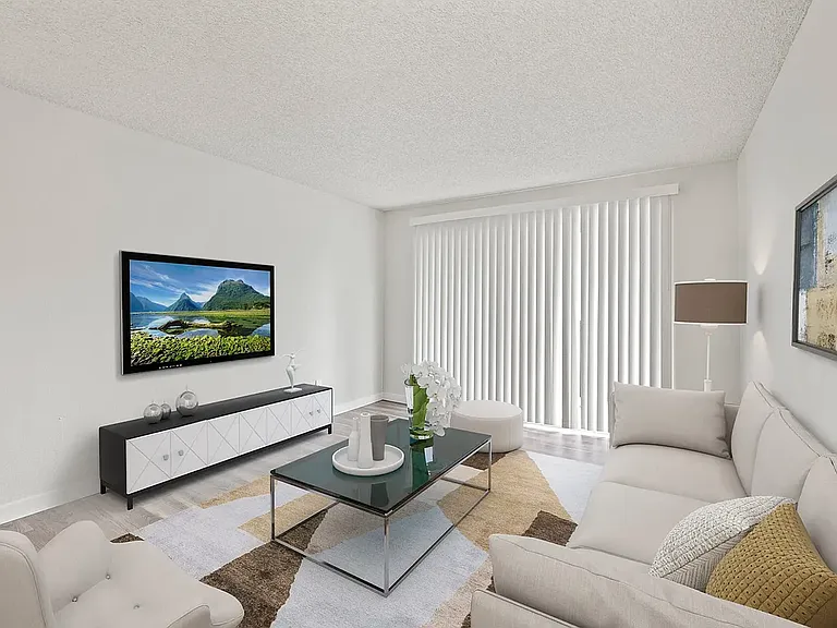 James Apartment Homes — Photo 3