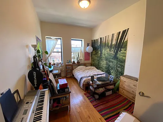 Rented by Mdays Realty | media 20