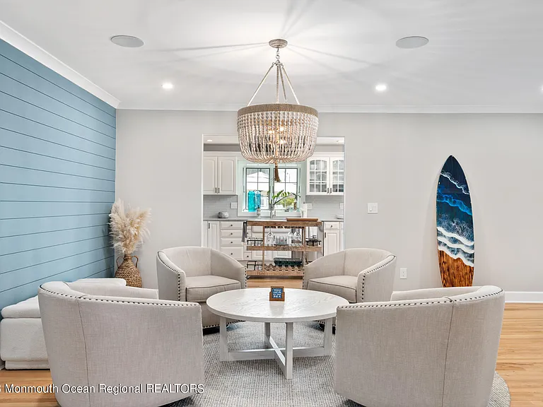 212 Helm Rd — Photo 8