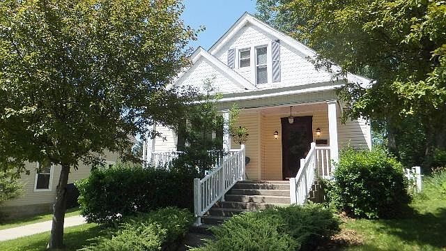 1st image of 17 Short St