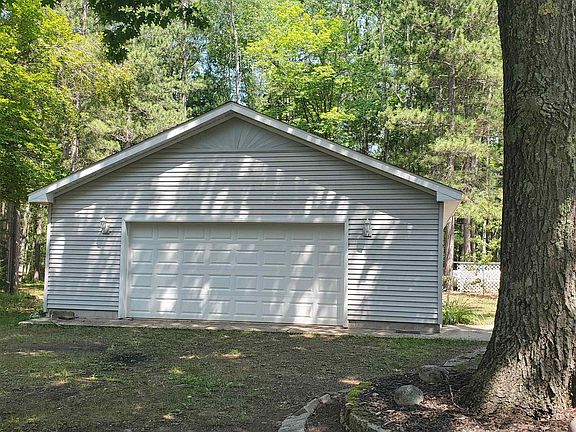 4th image of 11849 NE Loch Alpine Dr