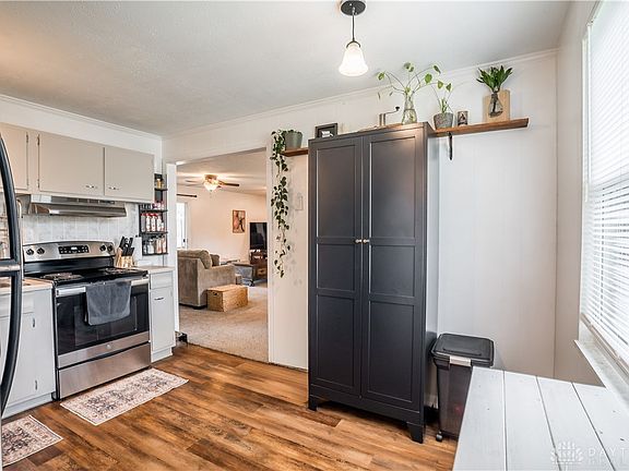 5th image of 57 Greencliff Dr
