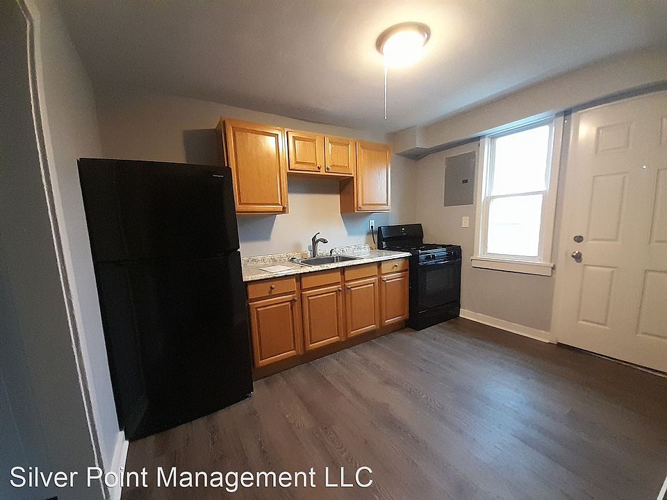 1st image of 40-50 Lardner Ct #44