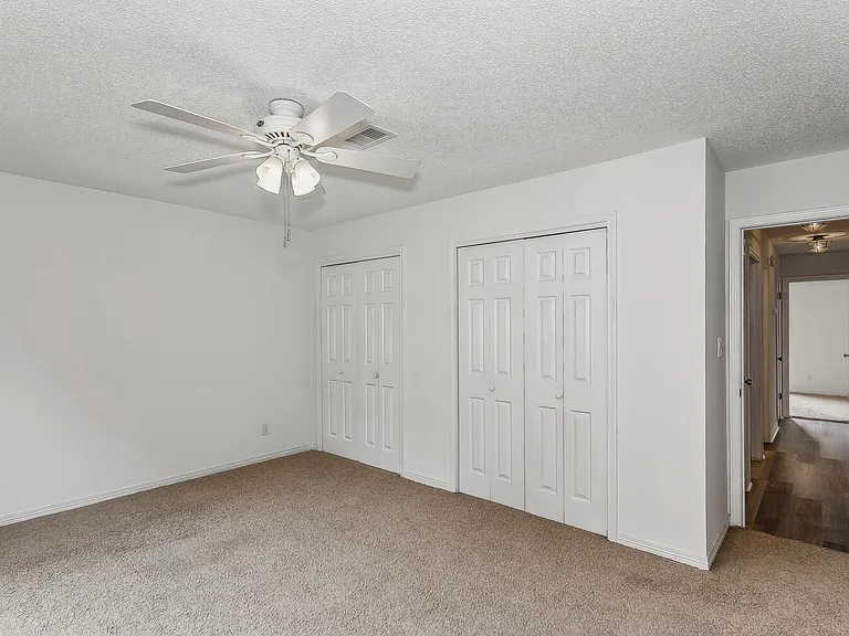 1960 Woodbridge Dr — Photo 16