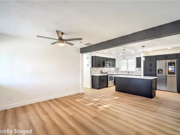 1401 Joshua Way, Las Vegas, NV 89101