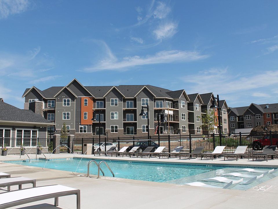 1st image of 5619 Black Onyx Dr APT 201