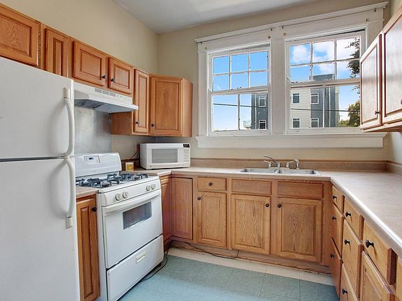 4th image of 2833 Napoleon Ave Ste A