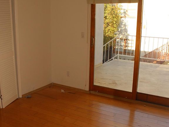 3rd image of 1134 17th St APT E