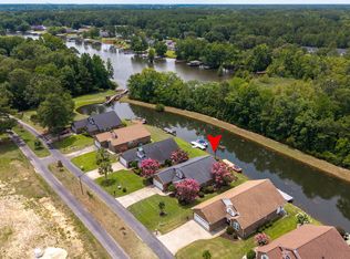 85 Ridge Lake Dr, Manning, SC 29102